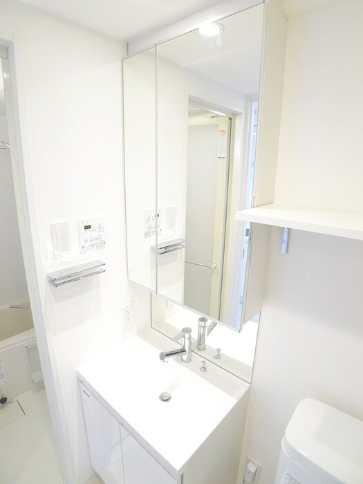 物件内観写真13　(洗面)