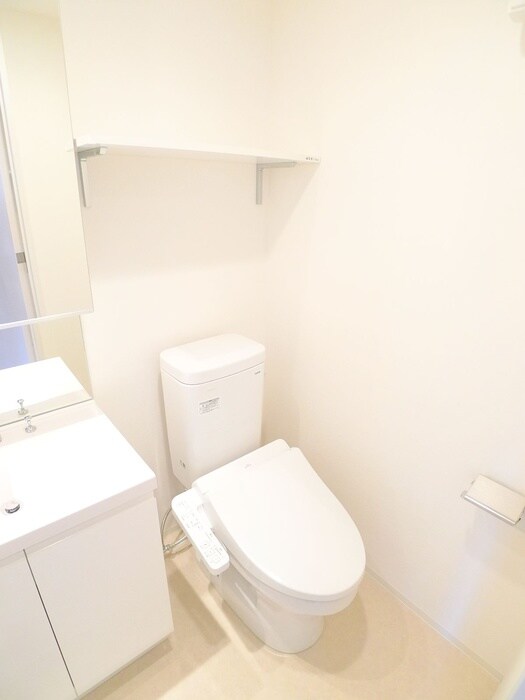 物件内観写真14　(トイレ)