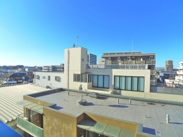 物件内観写真17　(室内からの展望)