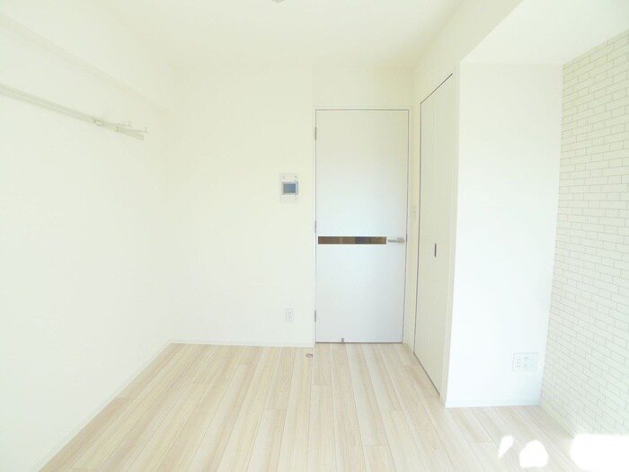 物件内観写真21　(居室)