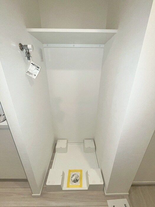 物件内観写真21　(洗濯機置場)