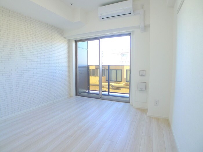 物件内観写真21　(居室)