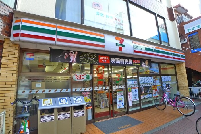 セブンイレブン南行徳駅前店