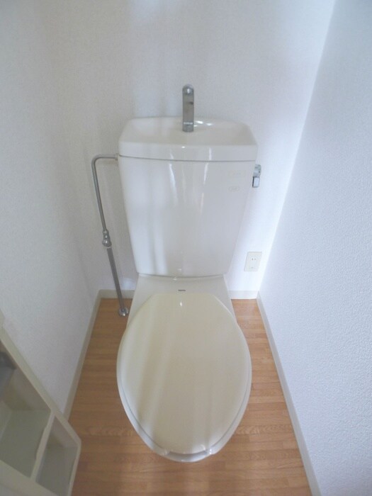 物件内観写真17　(トイレ)