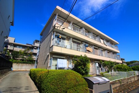 セザールマンション緑山外観写真