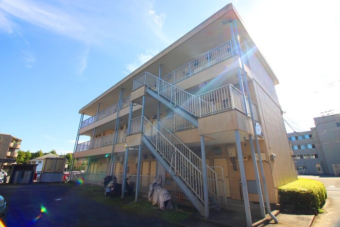 物件外観写真6　(エントランス部分)