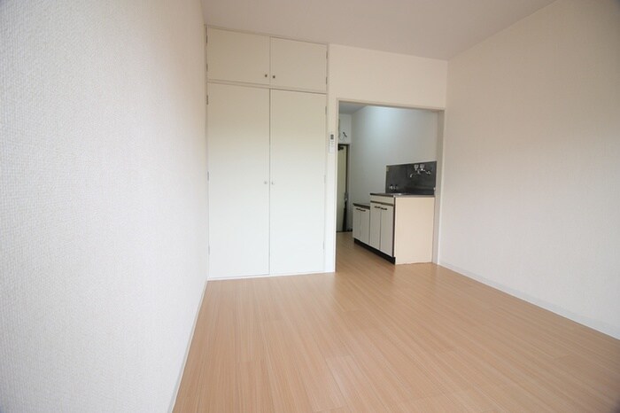 物件内観写真18　(居室)