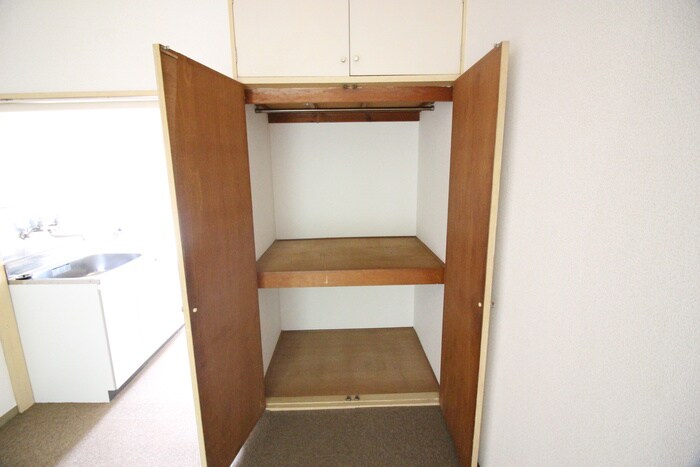 物件内観写真11　(収納)