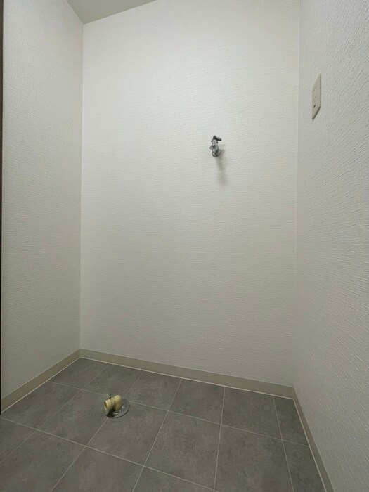 第９旭マンションの洗濯機置場