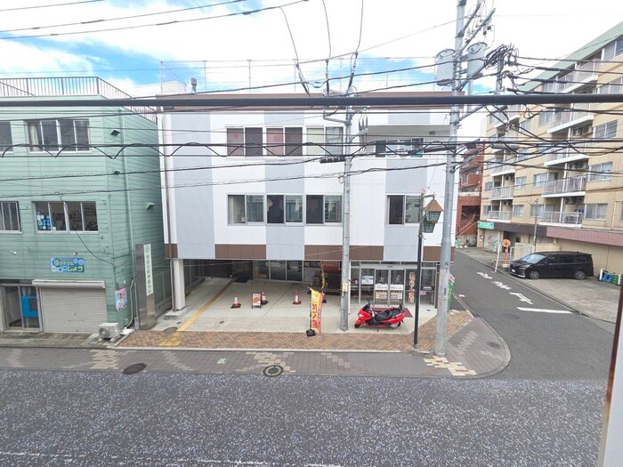 物件内観写真15　(室内からの展望)