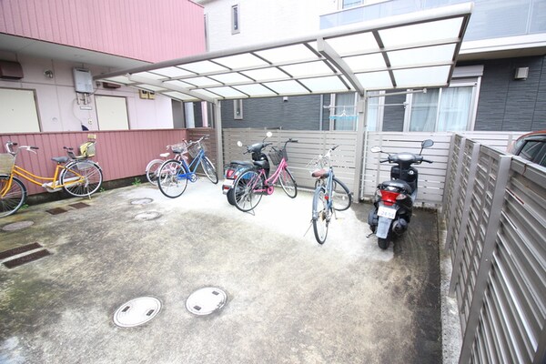 駐輪場