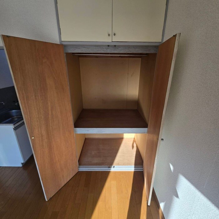 物件内観写真12　(収納)