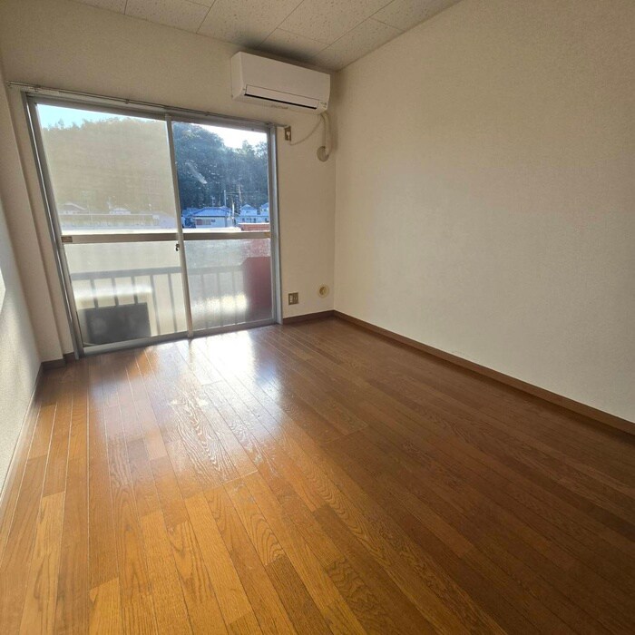 物件内観写真15　(居室)