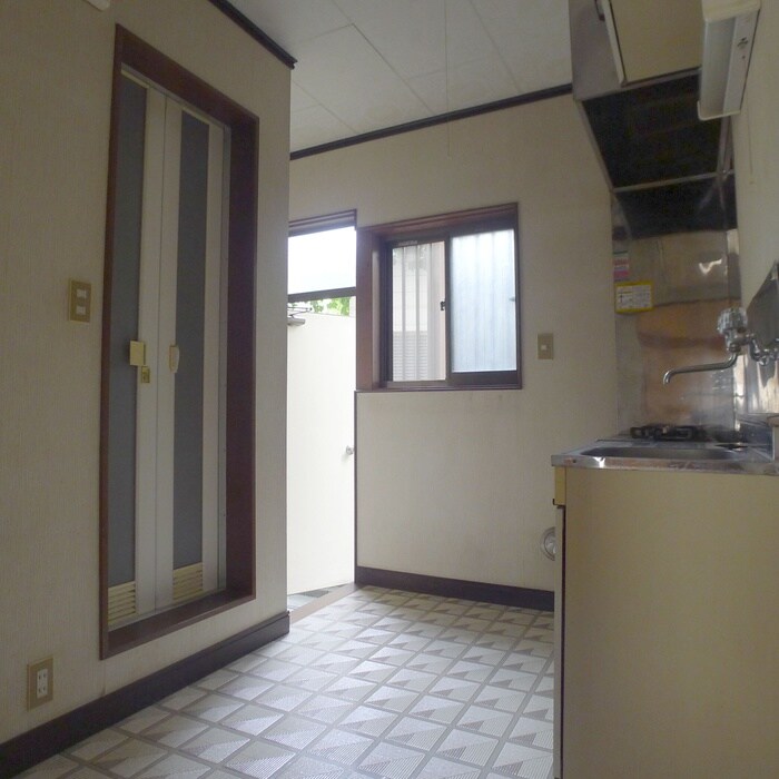 物件内観写真16　(廊下)