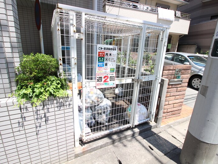 物件外観写真4　(建物設備)