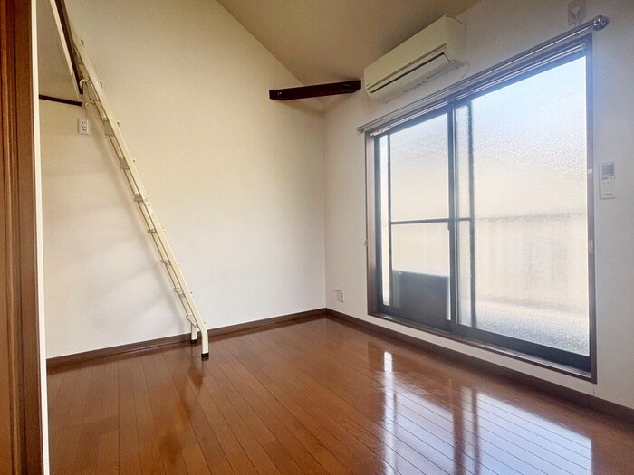 物件内観写真7　(居室)