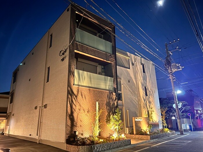 物件外観写真3　(外観写真)