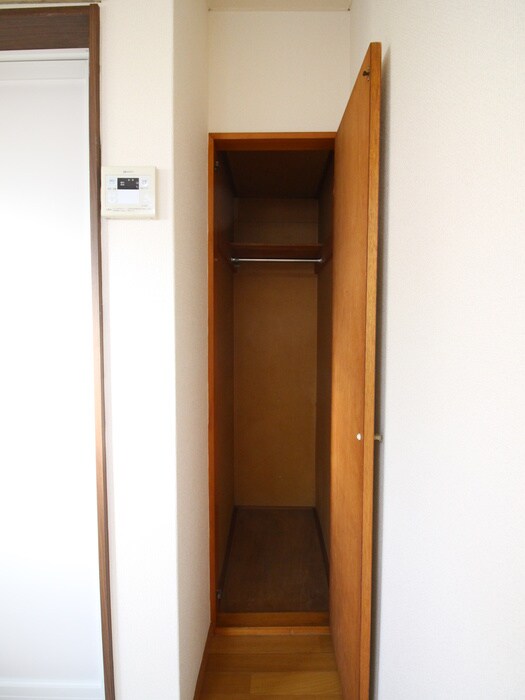 物件内観写真12　(収納)