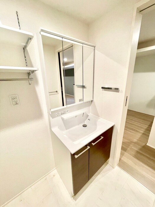 物件内観写真13　(洗面)