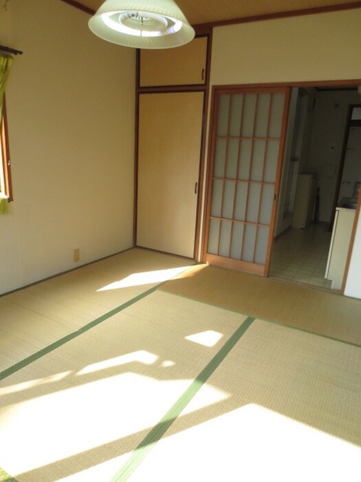 物件内観写真9　(居室)