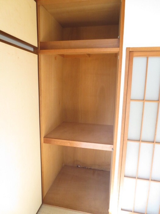 物件内観写真10　(収納)