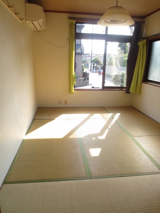 物件内観写真15　(居室)