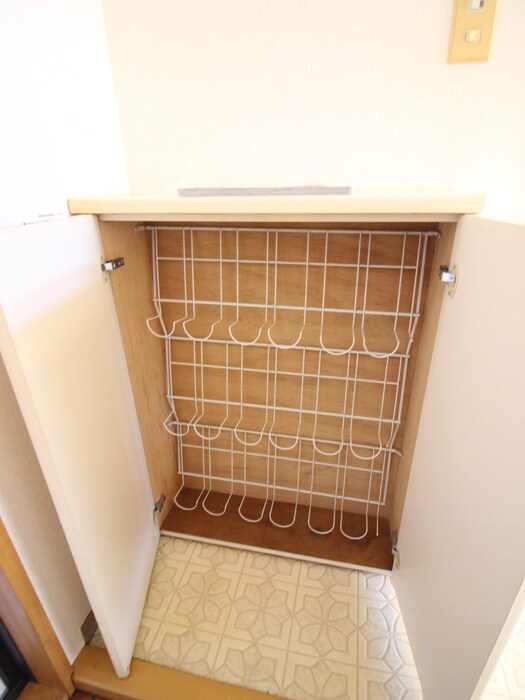 物件内観写真18　(靴箱)