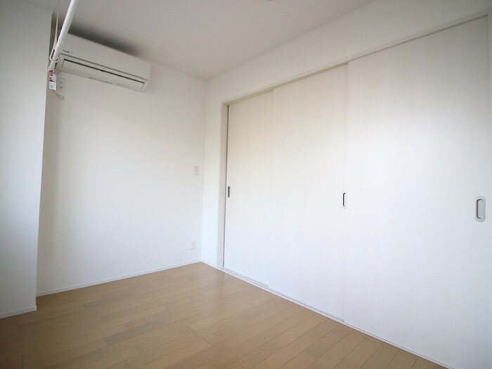 物件内観写真11　(居室)