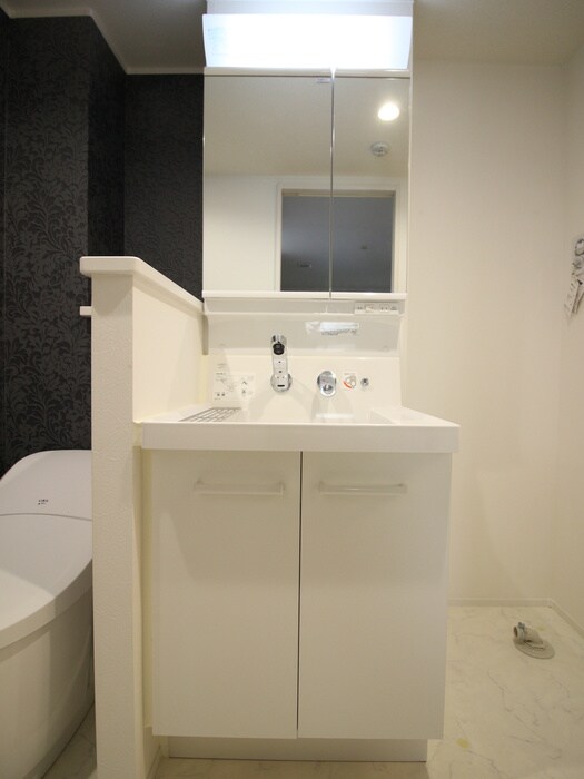 物件内観写真13　(洗面)