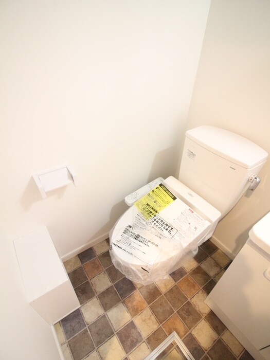 物件内観写真9　(トイレ)