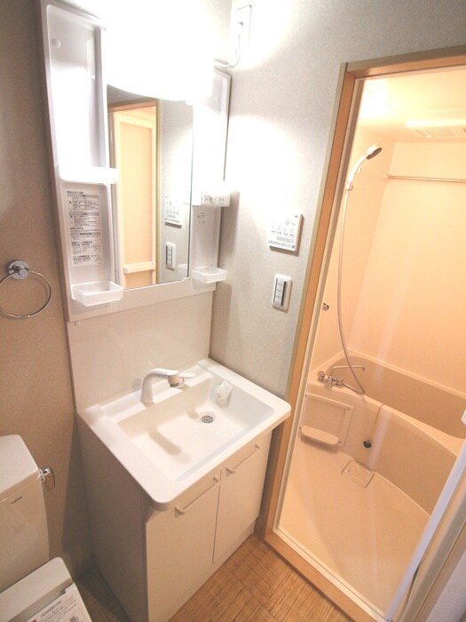 物件内観写真10　(洗面)