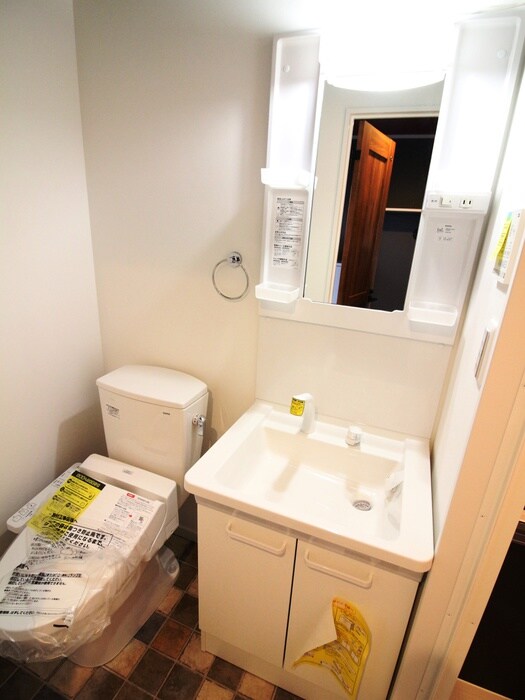 物件内観写真10　(洗面)