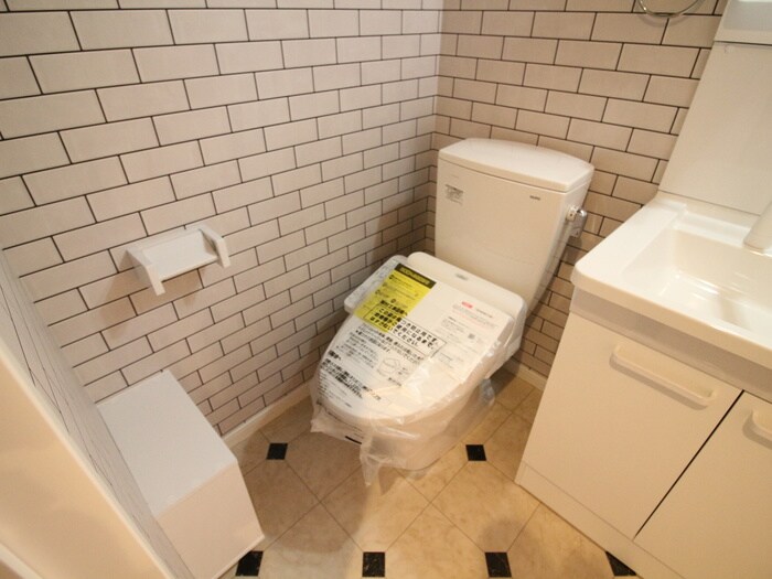 物件内観写真12　(トイレ)