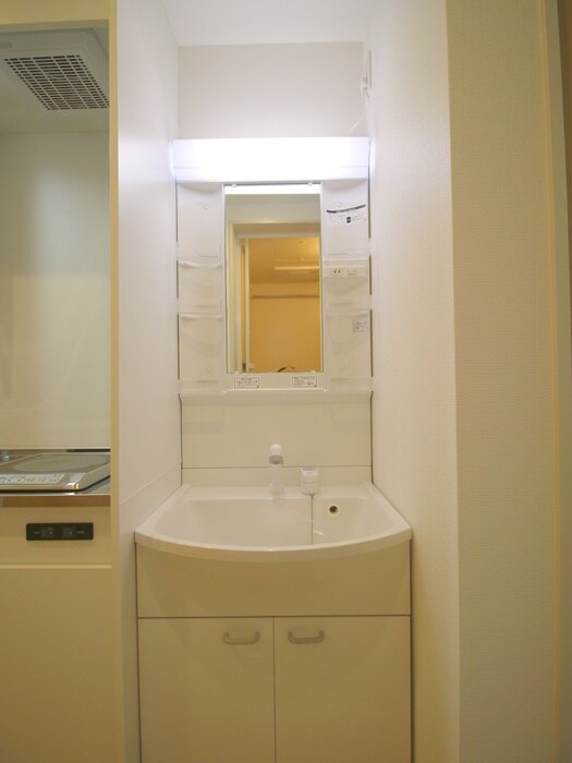 物件内観写真13　(洗面)