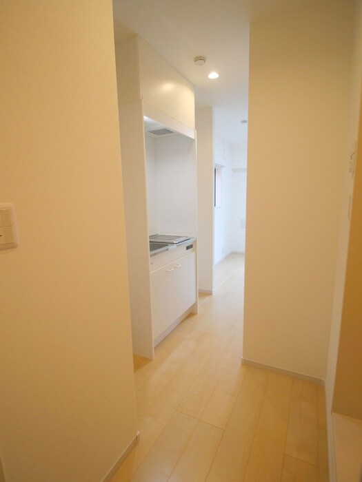 物件内観写真17　(廊下)