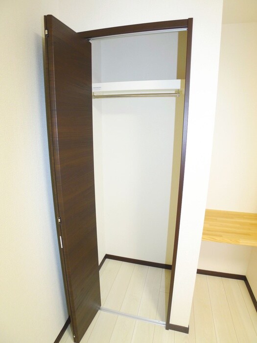 物件内観写真7　(収納)