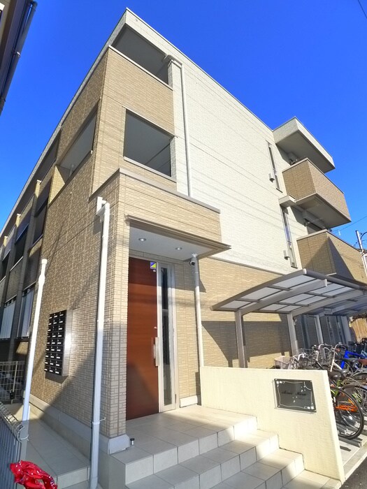 物件外観写真1　(外観写真)