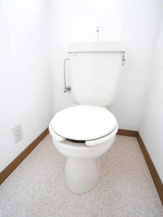 物件内観写真11　(トイレ)