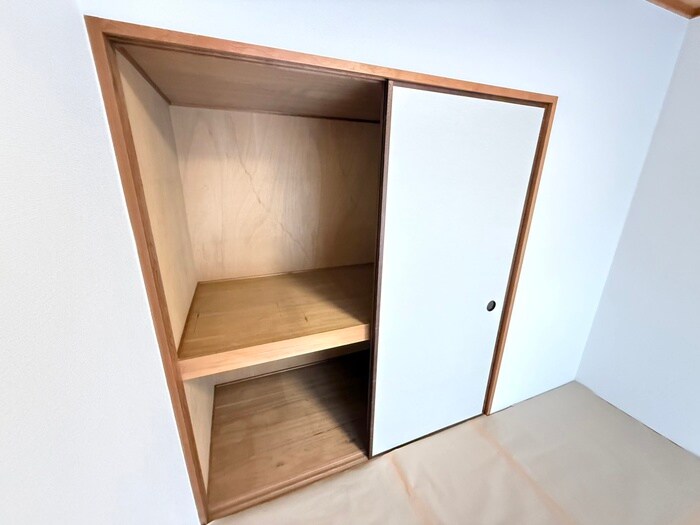 物件内観写真10　(収納)