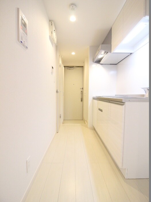 物件内観写真12　(廊下)