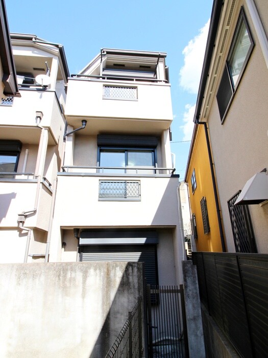 物件外観写真3　(外観写真)