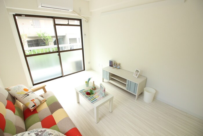 物件内観写真8　(居室)