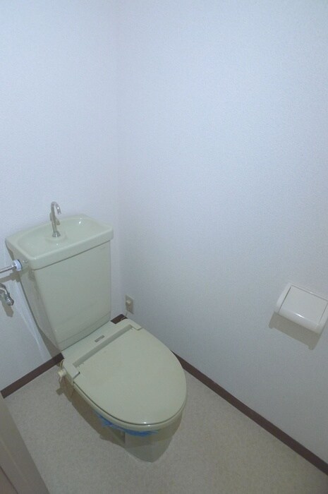 物件内観写真11　(トイレ)