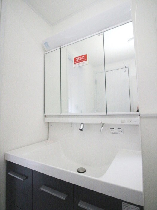 物件内観写真13　(洗面)