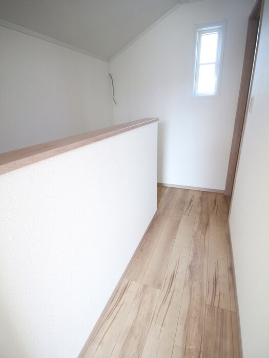 物件内観写真21　(廊下)