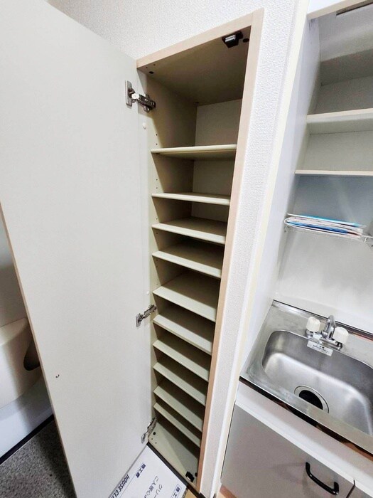 物件内観写真16　(靴箱)