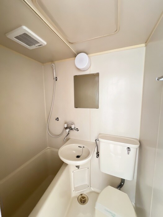 物件内観写真13　(洗面)