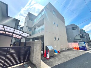 William Hills高井戸外観写真