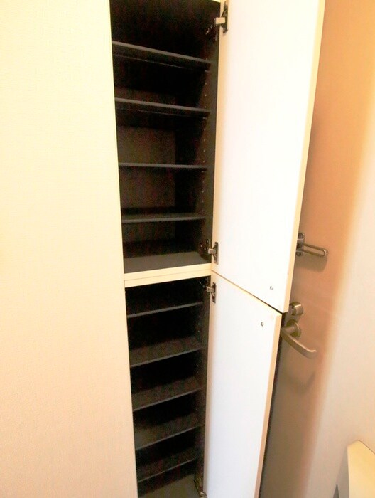 物件内観写真19　(靴箱)