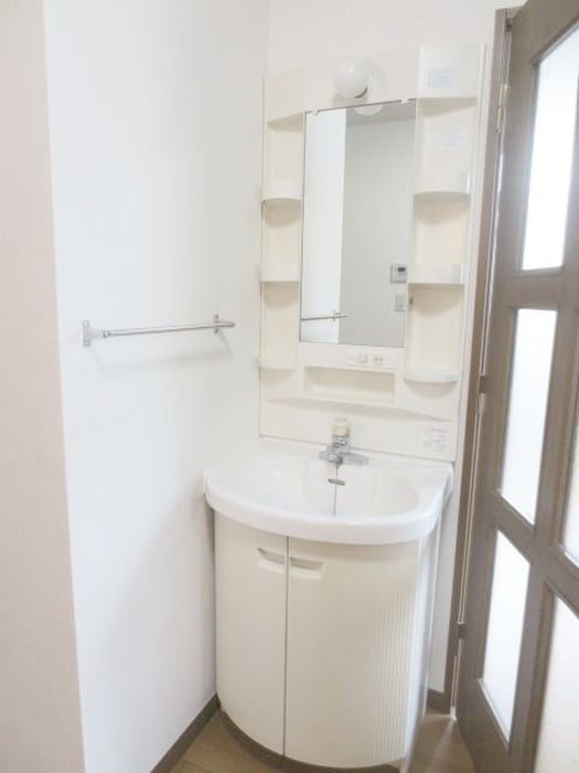 物件内観写真11　(洗面)